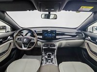 Voitures d'occasion BYD Qin Plus PHEV Berline Conduite à Gauche Automatique Traction Avant 1.5L Faible Kilométrage Sans Accident Vente en Gros à l'Exportation 2021-2024