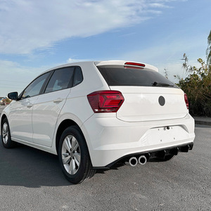 สปอยเลอร์หลังรถยนต์ Volkswagen Polo Mk6 สีดำด้าน สไตล์แต่งภายนอก อะไหล่ตกแต่ง - Product Image 1