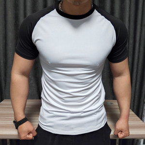 T-shirt de sport léger en soie glacée pour homme, col rond, compression, coupe ajustée, manches courtes, séchage rapide, extensible, couche de base d'entraînement - Product Image 5
