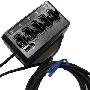 GT2-500 GT2-550 GT2-71MCP เครื่องขยายสัญญาณเซ็นเซอร์แบบสัมผัส GT2-71MCN ชนิดขั้วต่อ PNP GT2-500คีย์เนส GT2-500ของแท้และใหม่ - Product Image 1