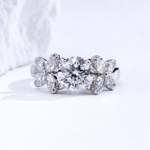 Anillo de diamantes cultivados en laboratorio de oro blanco de 18 quilates Messi Jewelry MSR-2022 para mujer - Product Image 1