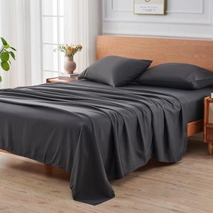Juego de sábanas de cama King de poliéster 100% de 4 piezas de microfibra cepillada con <span class=keywords><strong>funda</strong></span> de almohada y <span class=keywords><strong>funda</strong></span> nórdica para el hogar o el hotel - Product Image 1