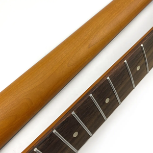 คอกีตาร์ TL แบบ Left Hand 22 เฟรต ทำจากไม้เมเปิลอบ พร้อมฟิงเกอร์บอร์ดไม้โรสวูด สำหรับกีตาร์ขนาด 25.5 นิ้ว - Product Image 3