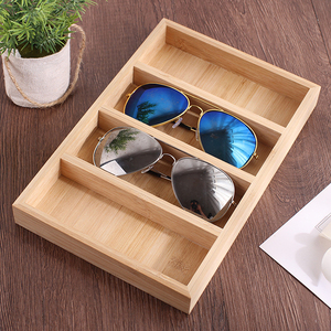 Elegante Organizador de Gafas de Sol de Madera Gruesa <span class=keywords><strong>para</strong></span> 4, 5 o 6 Pares, Bandeja de Exhibición <span class=keywords><strong>para</strong></span> Tiendas - Product Image 4