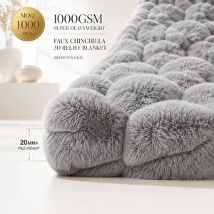 <span class=keywords><strong>Plaid</strong></span> en polyester tricoté 100% effet <span class=keywords><strong>fourrure</strong></span> de lapin, motif rose 3D en relief, rose poudré, lourd et luxueux, certifié OEKO-TEX, quatre couches - Product Image 3