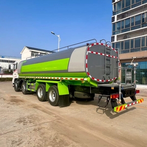 Camión Cisterna <span class=keywords><strong>de</strong></span> Agua Dongfeng <span class=keywords><strong>de</strong></span> 26-32m³, Camión Cisterna Multifuncional para Saneamiento Municipal - Product Image 6
