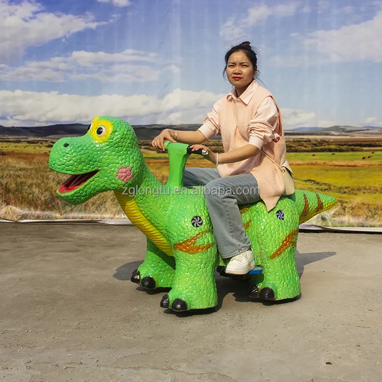 Açık oyun alanı eğlence parkı konumlar çocuk arabası dinozor tema