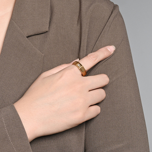 Bijoux de mode, bague en acier inoxydable plaqué or 18 carats, design géométrique, zircon, pour homme et femme, mariage, fiançailles - Product Image 3