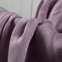 Tissu en mousseline de polyester satinée teinte et gaufrée, antistatique et infroissable, pour foulards féminins modernes - Commande en gros 8833