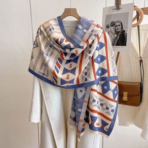 Pas cher Pashmina Châle L Avec Écharpe Femmes All-Match Cape Cachemire Chaud Cou Double Usage Luxe Châles et Écharpes - Product Image 4