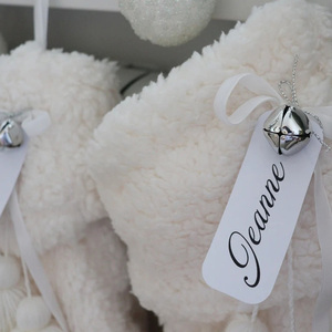 Mogonram Décoration de Noël en gros, chaussettes de Noël blanches en fausse fourrure bouclée Teddy - Product Image 5