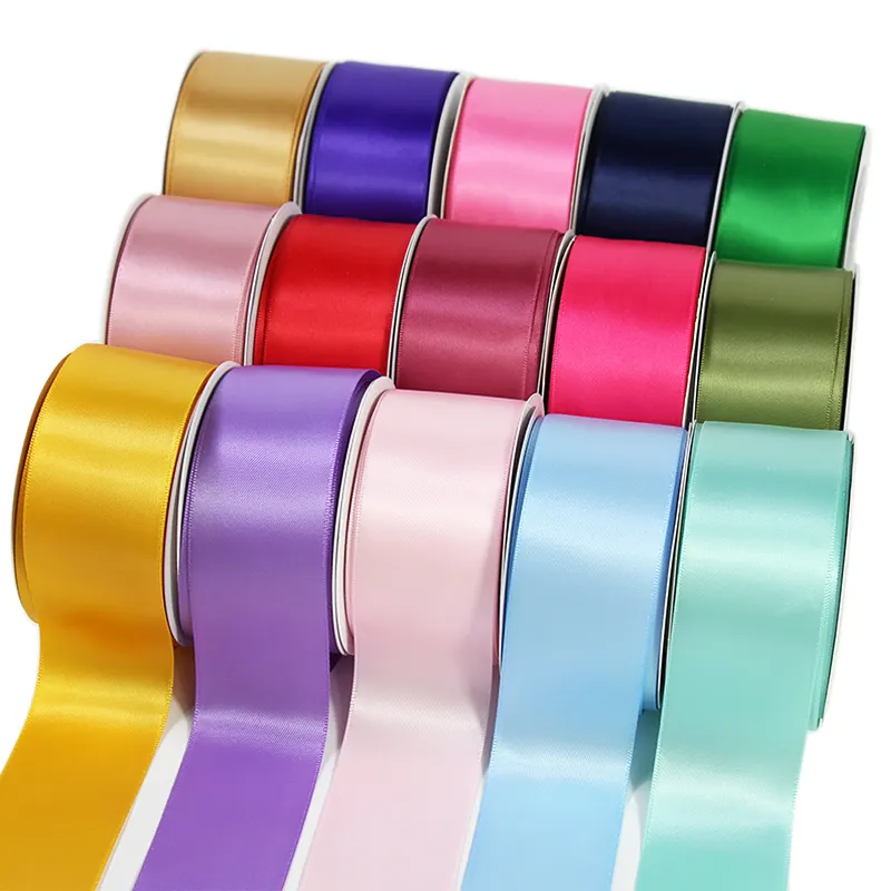 Großhandel Großhandel 196 Farben 19 Größen hochwertiges 4 cm 1,5 Zoll Satinband 38 mm Einseitiges doppelseitiges Satinband