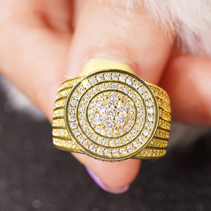 Bague de luxe étincelante pour femme, bijou de doigt élégant et tendance - Product Image 3