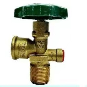 Válvula Angular de 1/2 Pulgada NPT para Gas, Instalación con Tornillo para Cilindros - Product Image 3