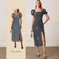 Robe midi élégante en jean bleu pour femme, col carré, manches bouffantes, broderie florale, fente latérale, robe de soirée d'été