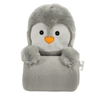 Cadeau personnalisé OEM de bébé pingouin en peluche avec couverture chaude remplie de coton PP et échantillon rapide de jet d'hiver disponible