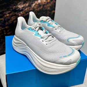 Chaussures de course légères et respirantes en mesh pour l'été, semelle épaisse, baskets de sport pour l'entraînement quotidien pour femmes - Product Image 5