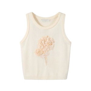 Camisola Gris sin Mangas de Punto con Adorno de Flores 3D, Top Interior para Mujer, Primavera-Verano - Product Image 2
