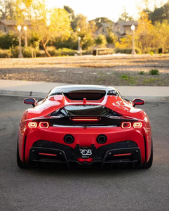 ชุดแต่งรอบคันสำหรับ SF90 Stradale รุ่นที่ 1 ปี 2019- ชุดแต่งใหม่สไตล์ R คาร์บอนไฟเบอร์  ลิ้นหน้า สเกิร์ตข้าง ดิฟฟิวเซอร์ สปอยเลอร์ - Product Image 5