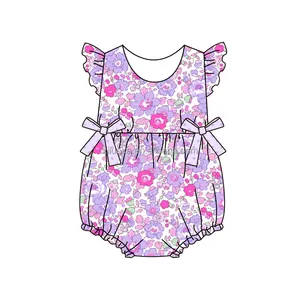 最新的时尚婴儿精品服装颤振袖花卉图案女婴泡沫连体衣
