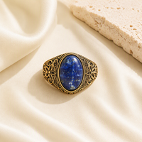 Bague en Acier Inoxydable Unisexe avec Motif Sculpté Vintage et Pierre Naturelle – Design Personnalisé
