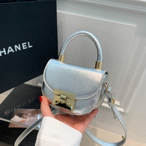 2025 di colore caramella nuova moda in pelle sintetica Mini borse da donna portatili da ragazza borse a tracolla Mini borse per giovani donne - Product Image 3