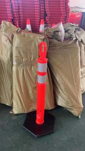 Ligne d'avertissement de toit Poteaux de gardien de périmètre avec bases en caoutchouc Brins de fanion rouge - Product Image 6