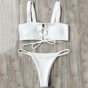 Maillot de bain une pièce personnalisé pour femme avec imprimé à pois, service OEM, position du logo sur le devant - Product Image 1