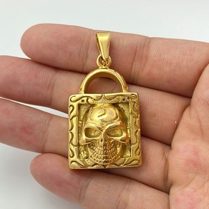 Yunnique – collier avec pendentif cadenas en forme de crâne, en acier inoxydable doré, pour hommes et femmes, bijoux Hip Hop pour danse de rue - Product Image 3