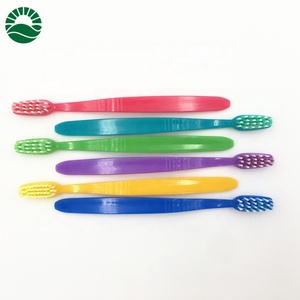 Famille 6 pack brosses à dents pour adultes - Product Image 4