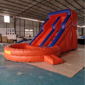 Trượt nước <span class=keywords><strong>Bouncer</strong></span> màu đỏ và màu xanh với hồ nước nhỏ cho người lớn và trẻ em ở nhà ngoài trời - Product Image 4