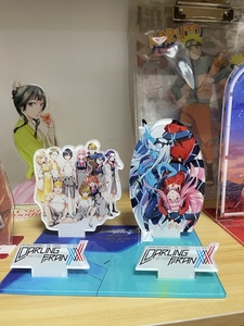 Exhibidores Acrílicos <span class=keywords><strong>de</strong></span> Anime al por Mayor, Coloridos y Transparentes, con Diseño <span class=keywords><strong>de</strong></span> Barco Pirata, Personalizables con Cualquier Forma, Impresión UV - Product Image 1