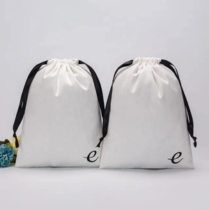 Bolsa de Tela de Algodón Muselina Orgánica Ecológica con Logotipo Personalizado, Bolsa de Embalaje de Tela Calicó Blanca Promocional con Cordón - Product Image 3
