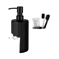 Ensemble de six accessoires de salle de bain modernes et écologiques en plastique, comprenant un distributeur de savon et un porte-brosse à dents, personnalisable