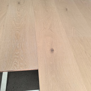 Vente directe usine – Parquet contrecollé en chêne européen multicouche de qualité <span class=keywords><strong>CD</strong></span>, à larges lames, pour intérieur - Product Image 3