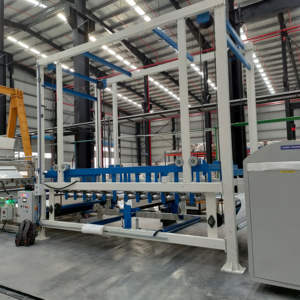 Système d'accumulation de tissu pour les lignes de revêtement textile avec fonctionnement continu et régulation précise de la tension - Product Image 1