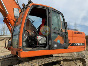 Doosan develon เครื่องขุด22TON DX225 DX225LC เกาหลีของแท้พร้อมราคาโรงงาน - Product Image 2