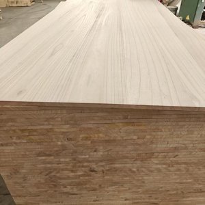 Planches de bois de <span class=keywords><strong>paulownia</strong></span> de couleur naturelle, solides, utilisées pour fabriquer des plateaux de table, des étagères à livres, des étagères de rangement et des armoires. - Product Image 1