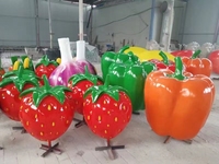 Outdoor Fruit Grote Glasvezel Aardbei Standbeeld Voor Tuindecoratie