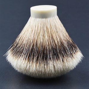 Chất Lượng Cao Tinh Khiết <span class=keywords><strong>Silvertip</strong></span> Lửng <span class=keywords><strong>Knot</strong></span> 26Mm Hình Dạng Quạt Cạo Râu Bàn Chải Knots Cho Nam Giới - Product Image 6