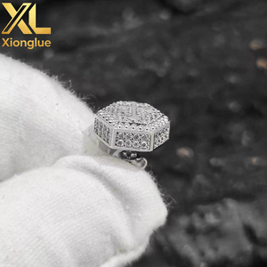 Nouvelles boucles d'oreilles hexagonales en or plaqué 18 carats, bijoux tendance hip-hop pour femmes et hommes - Product Image 5