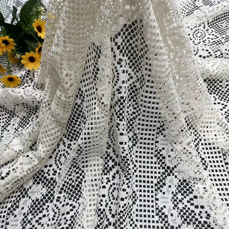 Düğün elbisesi yapımı için yüksek kaliteli beyaz yumuşak çiçekler Net nakış dantel kumaş
