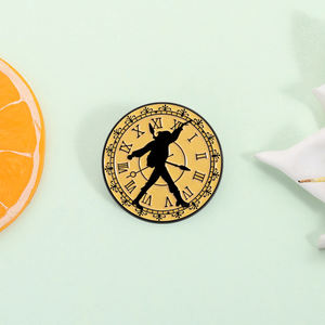 Pin Enamel Jam Chrono Trigger Gaya Retro JRPG Siluet Pedang Crono Dial Angka Romawi Bros Grosir - Product Image 2