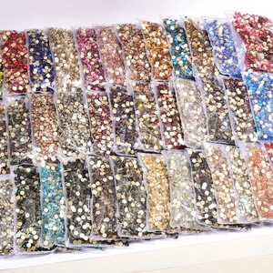 ネイルアートラインストーン装飾スパンコールマルチカラーフラットバッククリスタル1440個 - Product Image 4