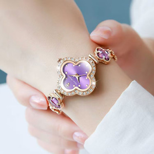 Reloj Caven Denton para Mujer con Forma de Flor, Moissanita, Correa de Acero Inoxidable, Fecha Automática, Luz de Fondo Ligera, 28 mm, Cierre Oculto - Product Image 2