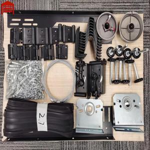 <span class=keywords><strong>Porte</strong></span> de <span class=keywords><strong>garage</strong></span> sectionnelle en acier pré-fabriquée sur mesure, <span class=keywords><strong>porte</strong></span> de <span class=keywords><strong>garage</strong></span> automatique isolée en mousse PU pour villa, certifiée CE - Product Image 6