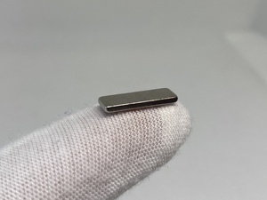 ביצועים גבוהים קטן ndfeb מגנט מלבן/בלוק עבור שימוש תעשייתי עיבוד מותאם אישית כוללים חיתוך - Product Image 2