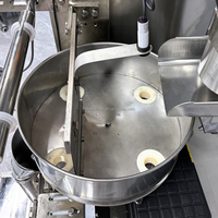 Machine d'emballage de riz en granulés de sucre, tasses volumétriques, machine d'emballage de noix à grande vitesse entièrement automatique, tasse de mesure