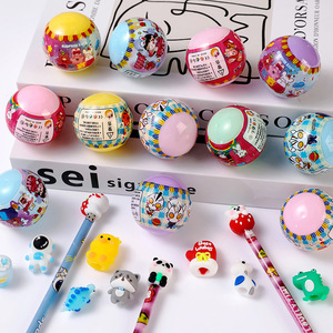 Jouets promotionnels en boîte mystère, boîte surprise <span class=keywords><strong>Pokeball</strong></span>, vente en gros, 4,5 cm, jouets mignons aléatoires à l'intérieur, cadeau d'anniversaire pour distributeur automatique - Product Image 4