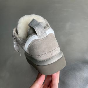 Nouvelles Bottes d'Hiver 2026 Best-seller Imperméables Antidérapantes Légères avec Doublure Chaude en Laine et Tige en Cuir Véritable - Product Image 4